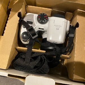 GF XS Digital Camera - Sleek Silver